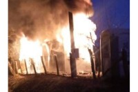 Izgorjela dva kontejnera na Baniji, sedamdesetogodišnjak ostao bez svega