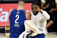 Jokić u timu Lebrona Džejmsa na Ol-staru