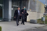 Ministar Cikotić bez saglasnosti prodavao municiju, oružje i vojnu opremu