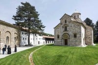 Visoki Dečani: SPC će braniti identitet svim pravnim sredstvima
