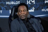 Pele u bolnici, Novi problemi za proslavljenog fudbalera