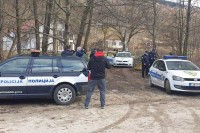 Detalji ubistva u Islamovcu kod Brčkog: Starac pucao u komšiju  zbog ispaše stoke