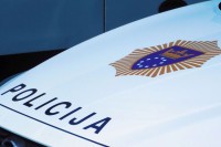 Muškarac pokušao opljačkati apoteku u Zenici pa ranio policajca