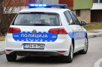 Nastavnik derventske škole prijavljen zbog seksualnog uznemiravanja učenice