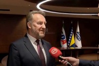 Izetbegović: Izborni zakon kad Hrvati pokažu spremnost