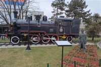 Parnjača ispred željezničke stanice u novom sjaju