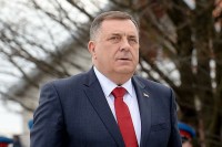 Dodik: Nadlijetanje italijanskih vojnih aviona grubo kršenje granica BiH