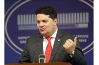 Stevandić: Cijenu goriva ograničiti na drugi način