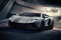 Ламборгини ће произвести додатних 15 примјерака Авентадора због пожара на теретном броду