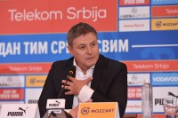 Piksi:Nastavićemo da činimo Srbiju ponosnom,čestitam Zvezdi