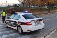Pješak iz Lukavca teško povrijeđen kada ga je udario automobil