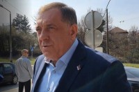 Dodik nakon iskaza u Tužilaštvu: Politički motivisan proces, neka podignu optužnicu pa da idemo na sud