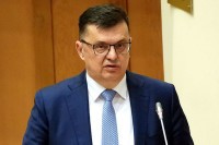 Tegeltija zatražio da mu se dostavi i javno objavi spisak lica kojima je zabranjen ulazak u BiH
