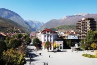 Uz godišnjicu martovskog pogroma (3) Peć - centar srpske moći i veličine