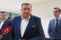 Dodik: Neću dopustiti da Srpska gubi nadležnosti