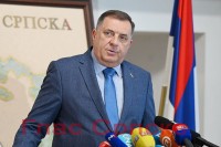 Dodik: Niti sam ja bog, niti je Šmit visoki predstavnik