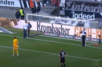 Novo vezivanje za stativu, ovoga puta u Bundesligi VIDEO