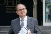 Šmit zahvaljuje Velikoj Britaniji: Sankcije nisu za RS i njen narod
