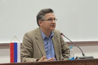 Ković: Ne mogu se praviti kompromisi o nacionalnim interesima
