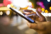 Žele da se ukinu telefoni koji ne mogu da se poprave