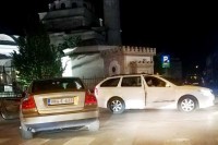 Sudar u Banjaluci: Vozila nakon sudara završila na ogradi Ferhadije