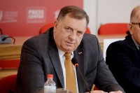 Dodik: Nisu tačne tvrdnje Donfridove, rukovodstvo Srpske se zalaže za poštivanje Ustava