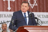 Dodik: Ruski ambasador pravi razlog nedolaska stranih delegacija