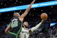 Boston i Memfis izjednačili protiv Milvokija i Golden Stejt