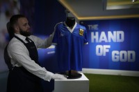 Maradonin dres prodat za 7,1 milion funti