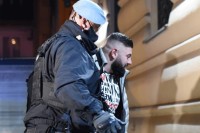 Potvrđena optužnica protiv Spahovića koji je Poršeom udario sina Danisa Tanovića