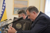 Dodik: Komšić se sprema za još jednu izbornu krađu, pokušava prisvojiti i antifašistički pokret