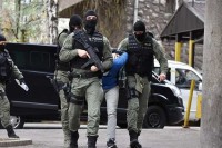 Hapšenja zbog trgovine kanabisovim uljem: Pretresi na 36 lokacija, policija traga za 32 osobe