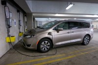Пада потражња за plug-in хибридима у Европи