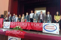 Više od 500 ljudi na skupu podrške načelniku Višegrada