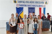 Miljana i Sofija šampionke BiH u šahu