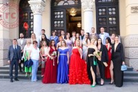 Традиционални дефиле пратио је велики број грађана