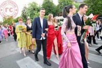 Традиционални дефиле пратио је велики број грађана