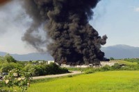Ugašena vatra u fabrici stiropora, šteta ogromna