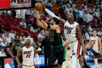 Boston u gostima nadigrao Majami, poveo 3:2 u finalu Istoka