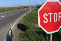 Kamionom "prošao" kroz znak stop  i skrivio smrt drugog vozača