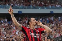 Ibrahimović ipak odlučio nastaviti karijeru, čelnici Milana u velikoj dilemi