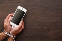 Грађане Њемачке нервира зависност од телефона