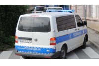 Policija reagovala zbog galame, pa riješila tri krađe i pronašla drogu i auto sa ukradenim tablicama
