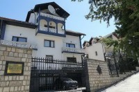 Ruska ambasada o Šmitovoj odluci: Strani zvaničnici nikada nisu tako besramno zadirali u tuđi novčanik