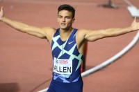 Američki atletičar Alen mijenja sport, prelazi u NFL ligu
