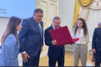 Dodik i Beglov: Organizovati zajednički forum Srpske i Sankt Peterburga