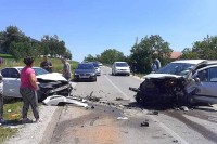 Jedna osoba teže povrijeđena u teškoj saobraćajnoj nesreći kod Velike Kladuše