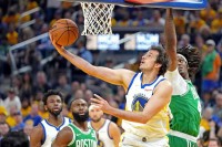Nemanja Bjelica – jedini u istoriji košarke