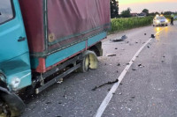 Stravičan sudar kamiona i automobila kod Bijeljine