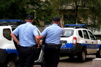 Uhapšen jer je pijan pucao iz puške na benzinskoj pumpi